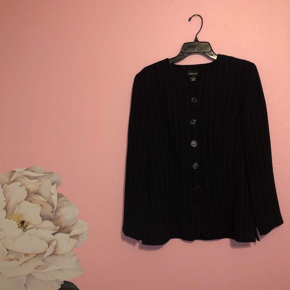 2 piece Suit Set - Picture 1 of 8